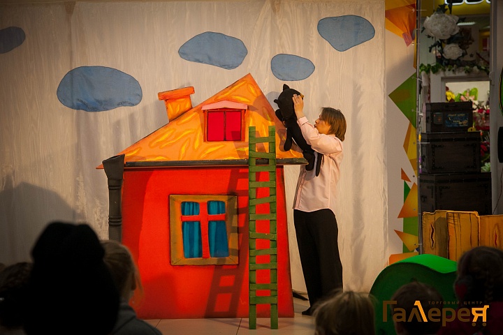 Фото-отчет от 4 апреля: Кукольный театр в "Галерее"